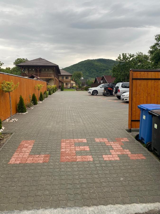 Lex Studio Praid Bagian luar foto